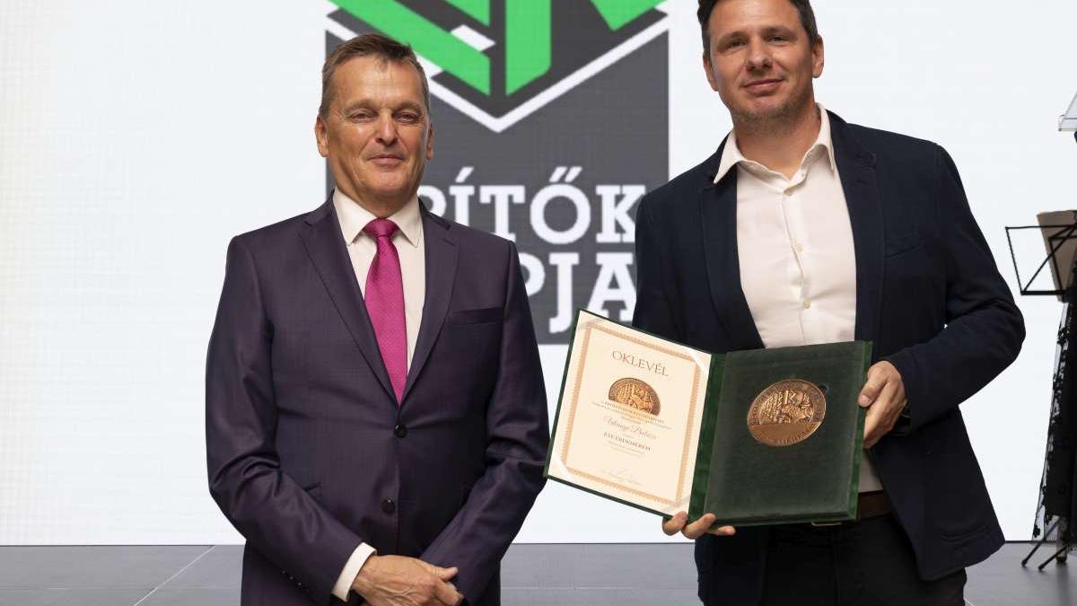 A KÉSZ Csoport kollégáját is díjazták az Építők Napján