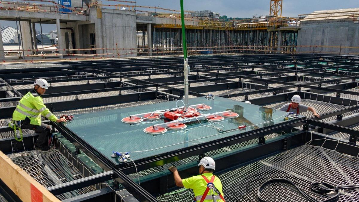 Zajlik a Dorottya Hotel belső terének speciális lefedése