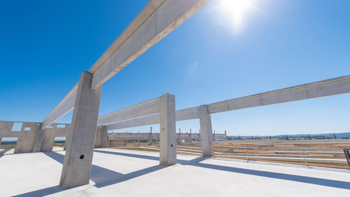 Bokrétaünnepséget tartottunk a ZalaZone harcjárműveket gyártó üzeménél