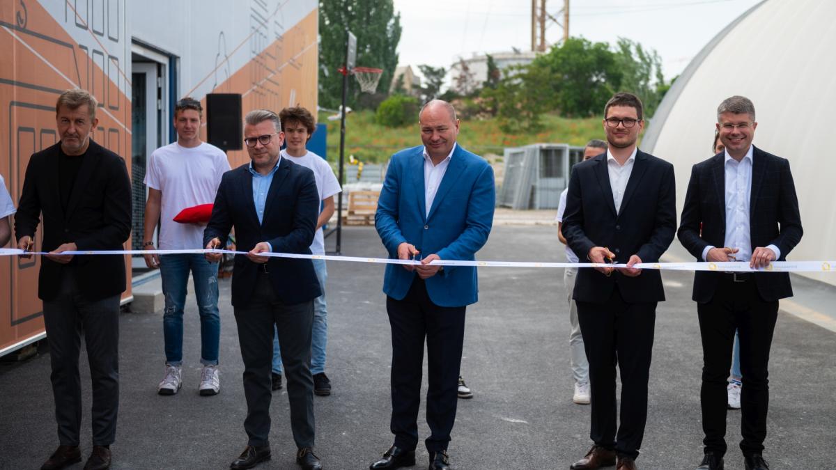 Construction industry: Hungarian large companies joined forces for succession training