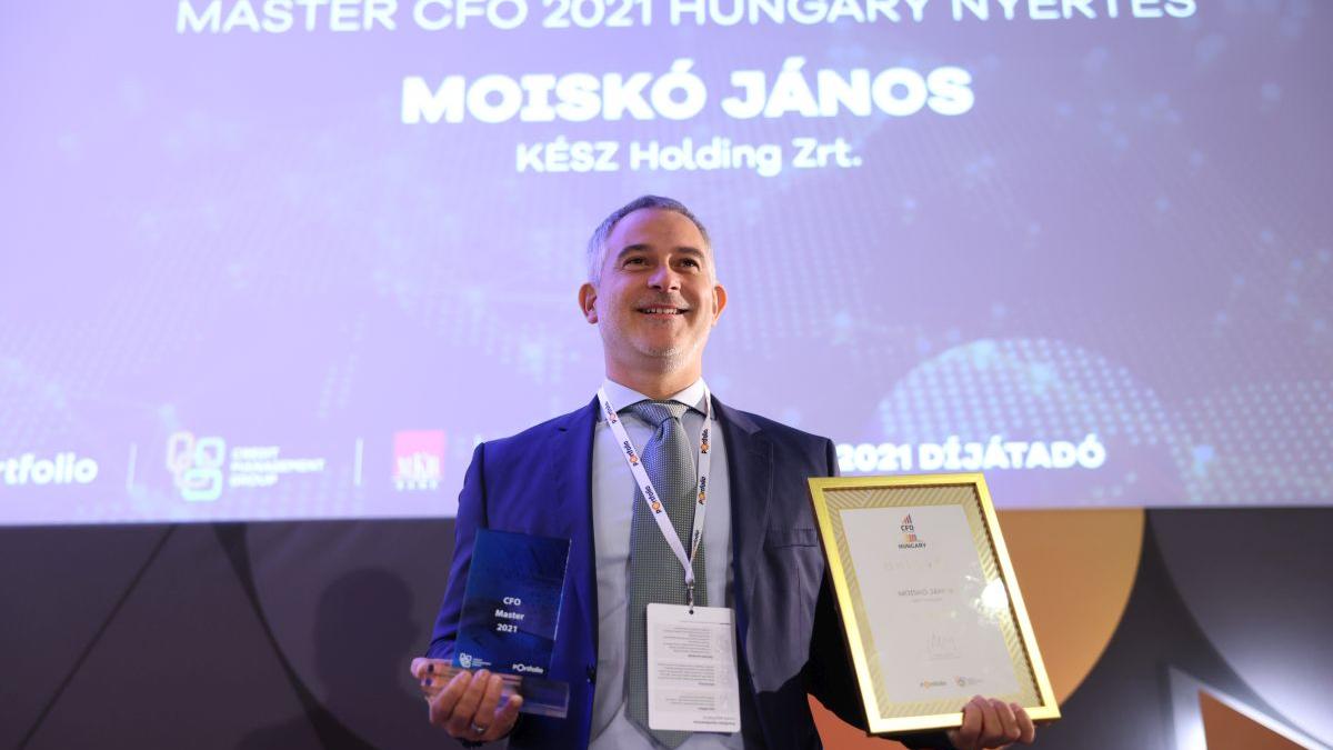 Significant professional recognition! János Moiskó was awarded a CFO Master prize!