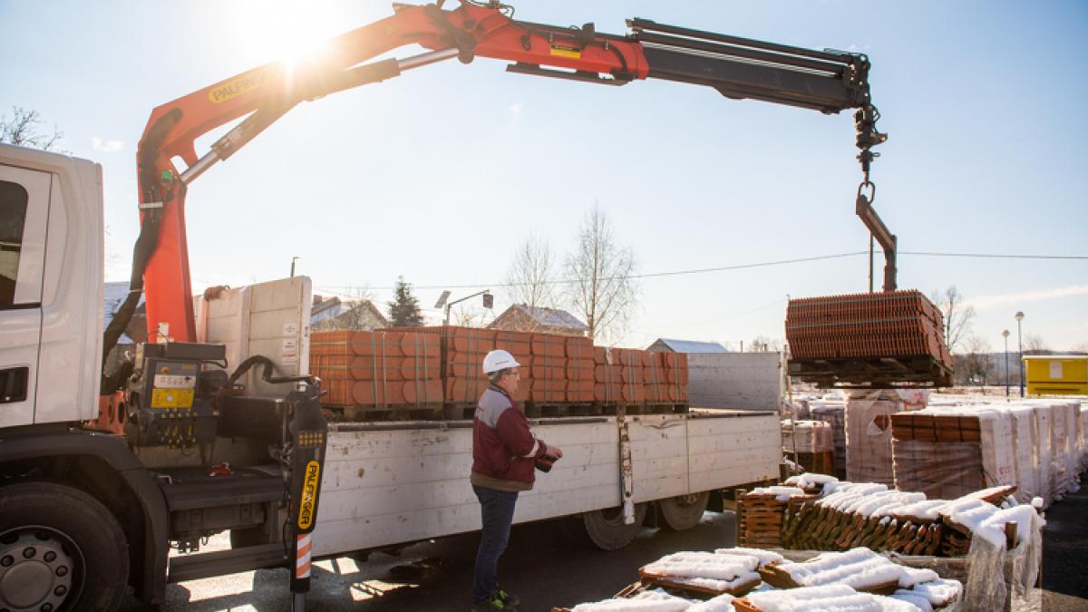 Introduction of an intelligent delivery note started the reform of material management