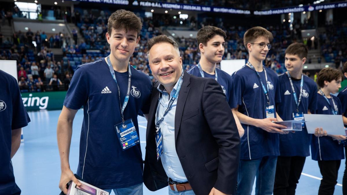 Átadtuk az idei Jó tanuló, jó sportoló díjakat a legtehetségesebb gyerekeknek