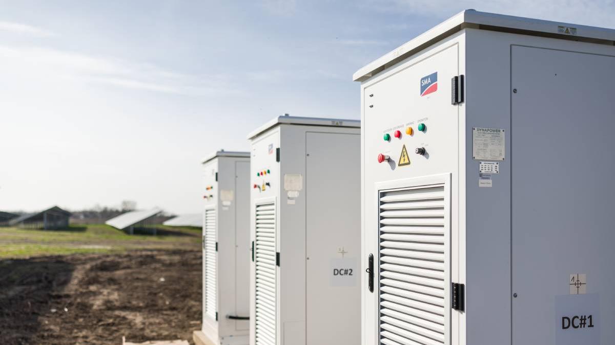 megújuló energiatermelő és energiatároló megoldások