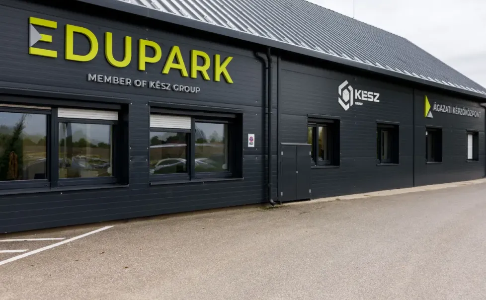 KÉSZ Csoport: így válhat az oktatás az építőipar legerősebb versenyelőnyévé