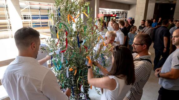 KÉSZ Group holds topping-out ceremony – Szeged's newest office building, TILIA, structurally completed